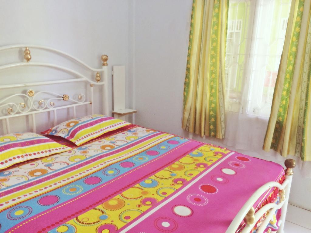 Griya 24 Homestay Медан Экстерьер фото